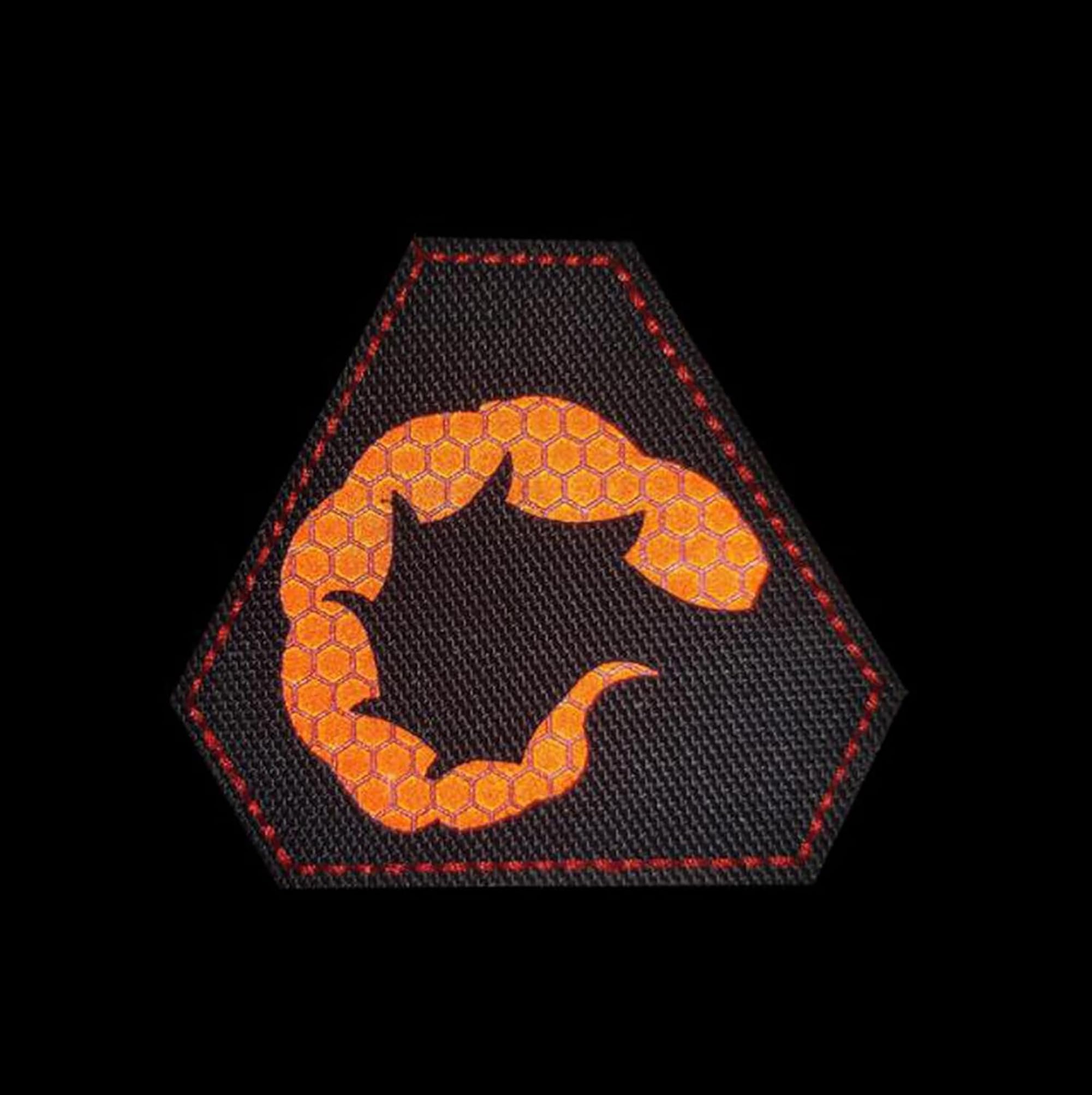 Reflective Scorpion Patch Scorpion Tail Hook and Loop Fasteners Backing Applique Patches Tactical Emblem Armband Badges - Image 3